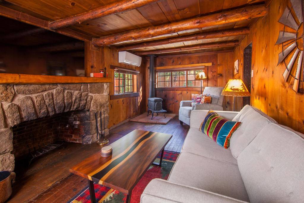 Idyllwild, CA 92549,25750 Alderwood