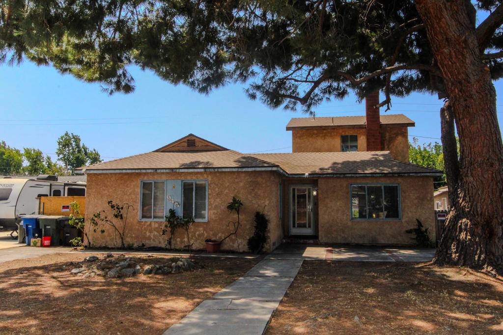 Ontario, CA 91762,945 W J ST