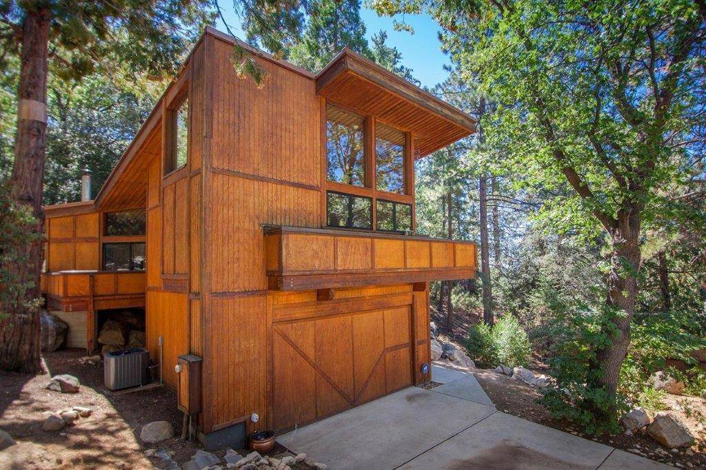 Idyllwild, CA 92549,55491 Howland