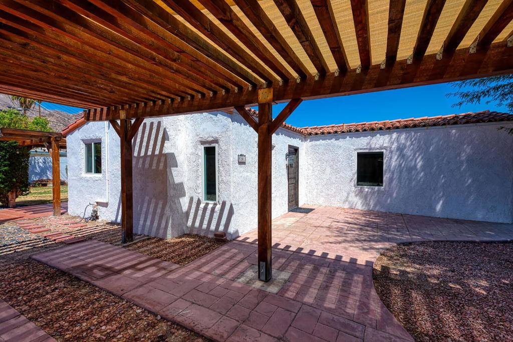 La Quinta, CA 92253,52813 Avenida Carranza