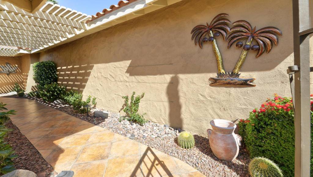 Palm Desert, CA 92260,111 Juan CIR