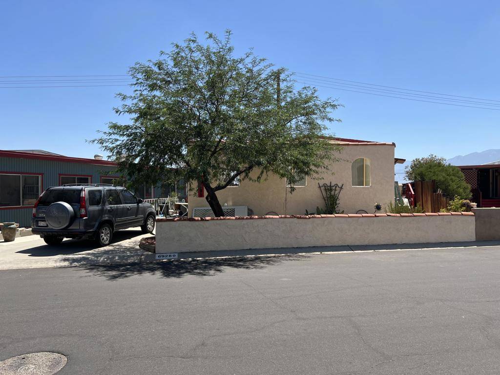 Desert Hot Springs, CA 92241,69280 Fairway DR