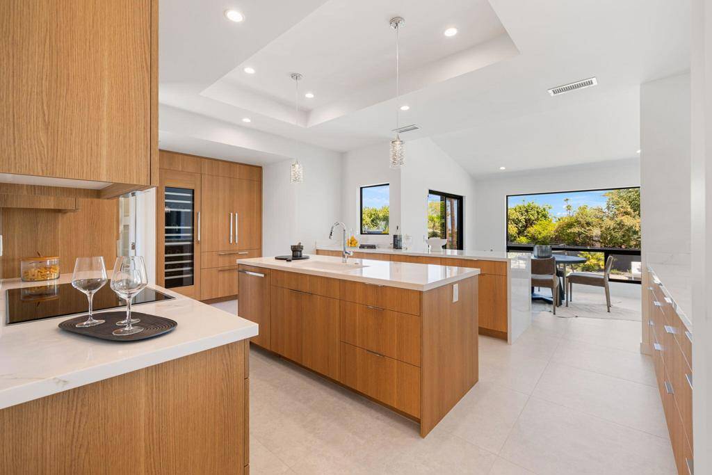 Palm Desert, CA 92260,46380 Desert Lily DR