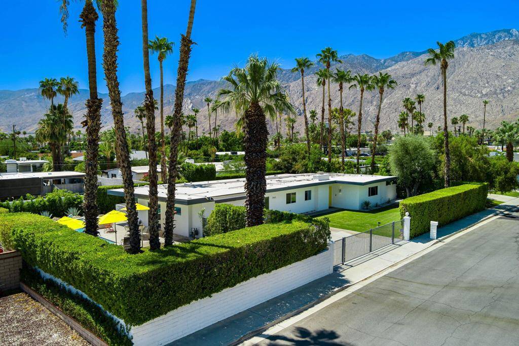 Palm Springs, CA 92262,1965 E Mcmanus DR