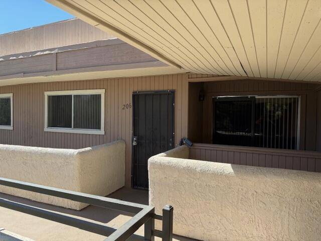 Palm Springs, CA 92262,2857 N Los Felices Rd Unit 206