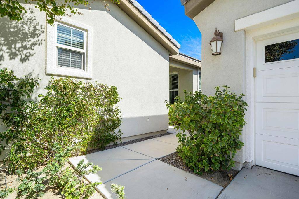 La Quinta, CA 92253,81497 Golden Poppy WAY