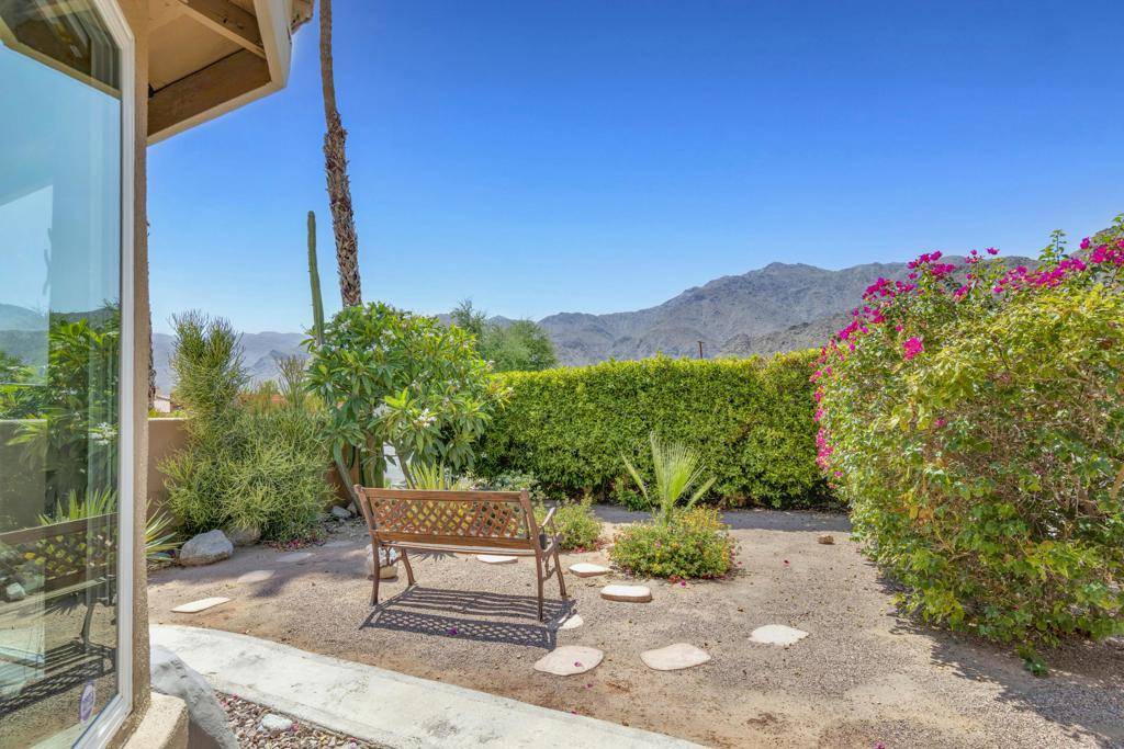 La Quinta, CA 92253,54660 Avenida Madero