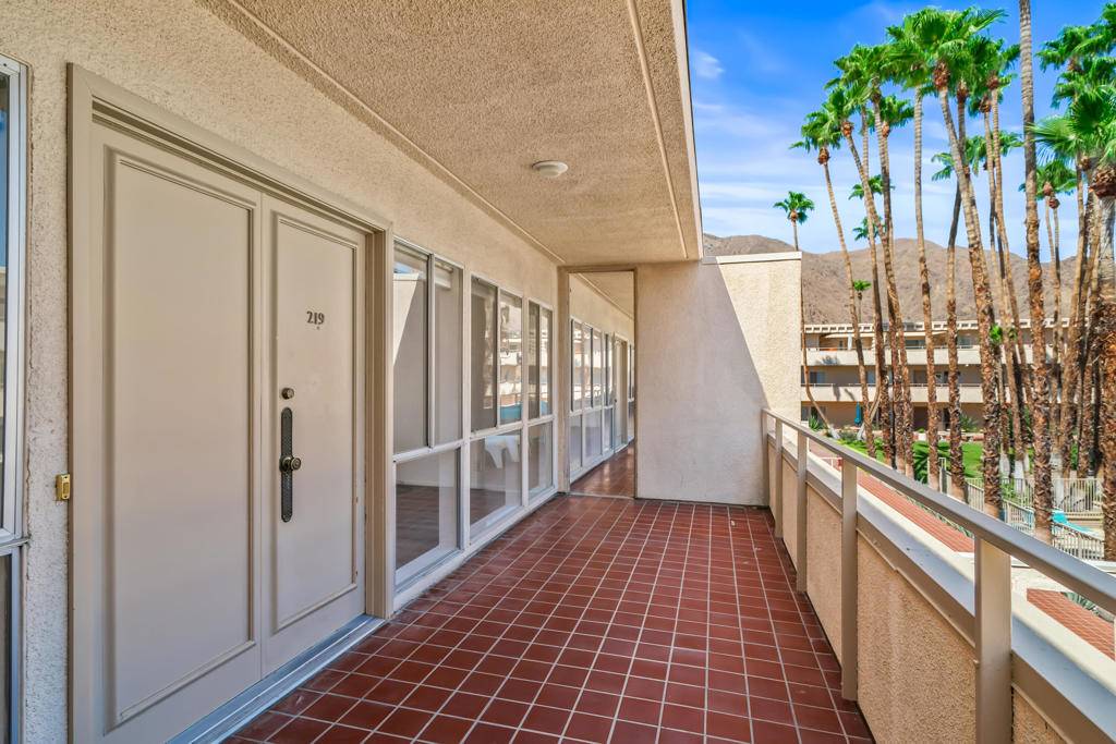 Palm Springs, CA 92262,277 E Alejo RD #219