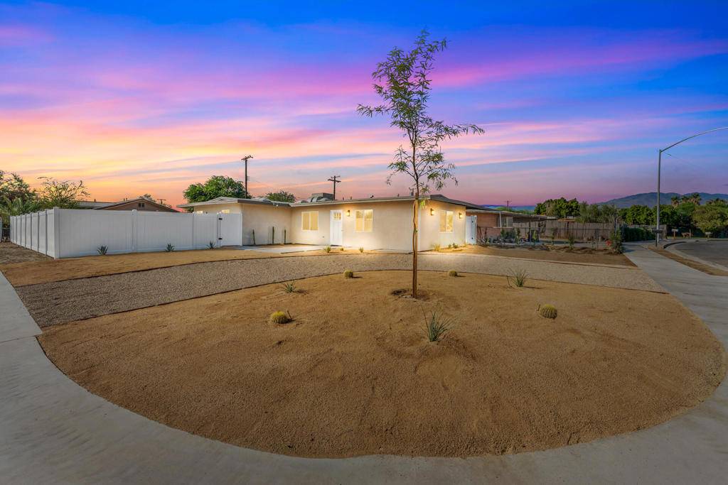 Coachella, CA 92236,86101 Corte Olivia