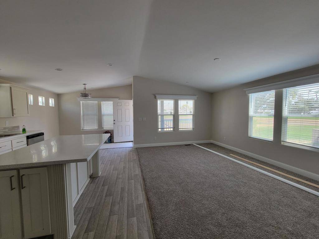 Thousand Palms, CA 92276,73296 Broadmoor DR