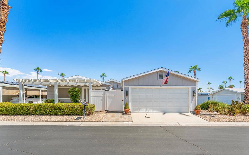 Cathedral City, CA 92234,130 Hester DR