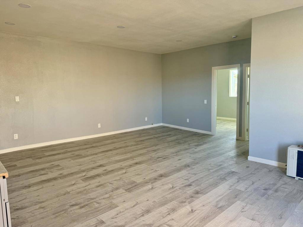 Thermal, CA 92274,2405 Monterey AVE #2