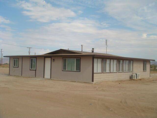 Lucerne Valley, CA 92356,11651 Camp Rock RD