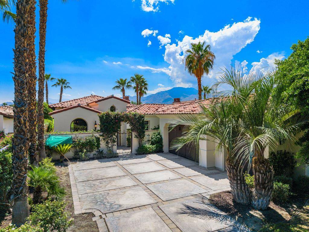 La Quinta, CA 92253,80633 Via Savona