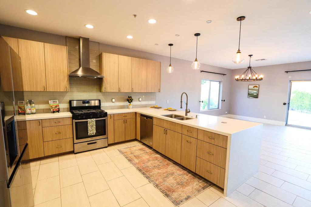 Desert Hot Springs, CA 92240,64977 Barnes CT