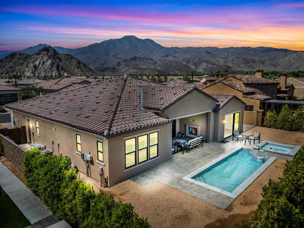 La Quinta, CA 92253,80404 Old Ranch TRL S