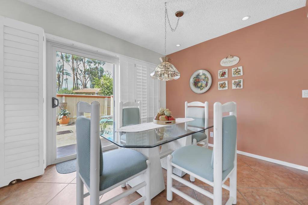 Palm Desert, CA 92260,72869 Don Larson Lane LN