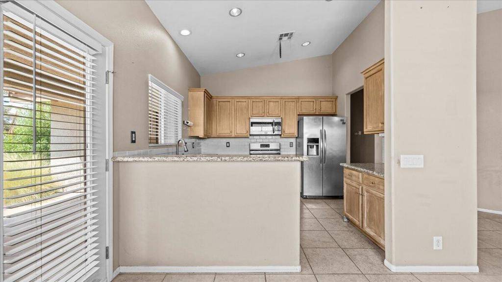 Desert Hot Springs, CA 92240,10683 Ambrosio DR