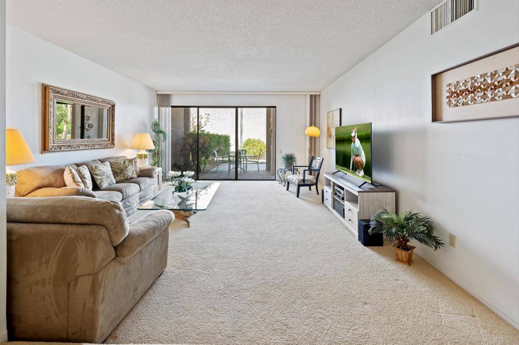 Palm Springs, CA 92264,2696 S Sierra Madre #F5