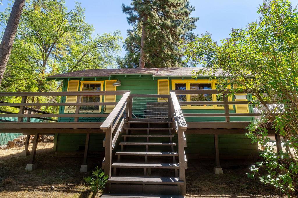 Idyllwild, CA 92549,53685 Country Club DR