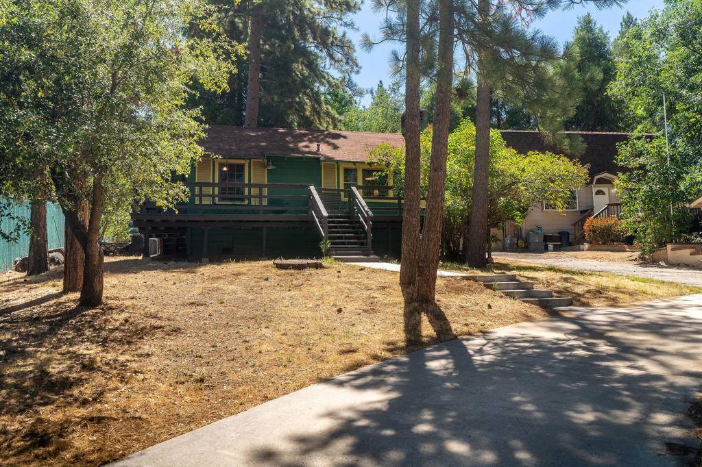 Idyllwild, CA 92549,53685 Country Club DR