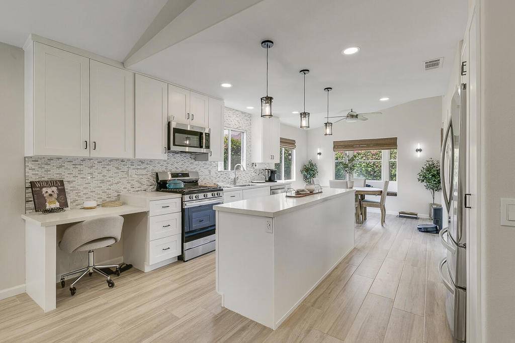 La Quinta, CA 92253,52200 Avenida Velasco