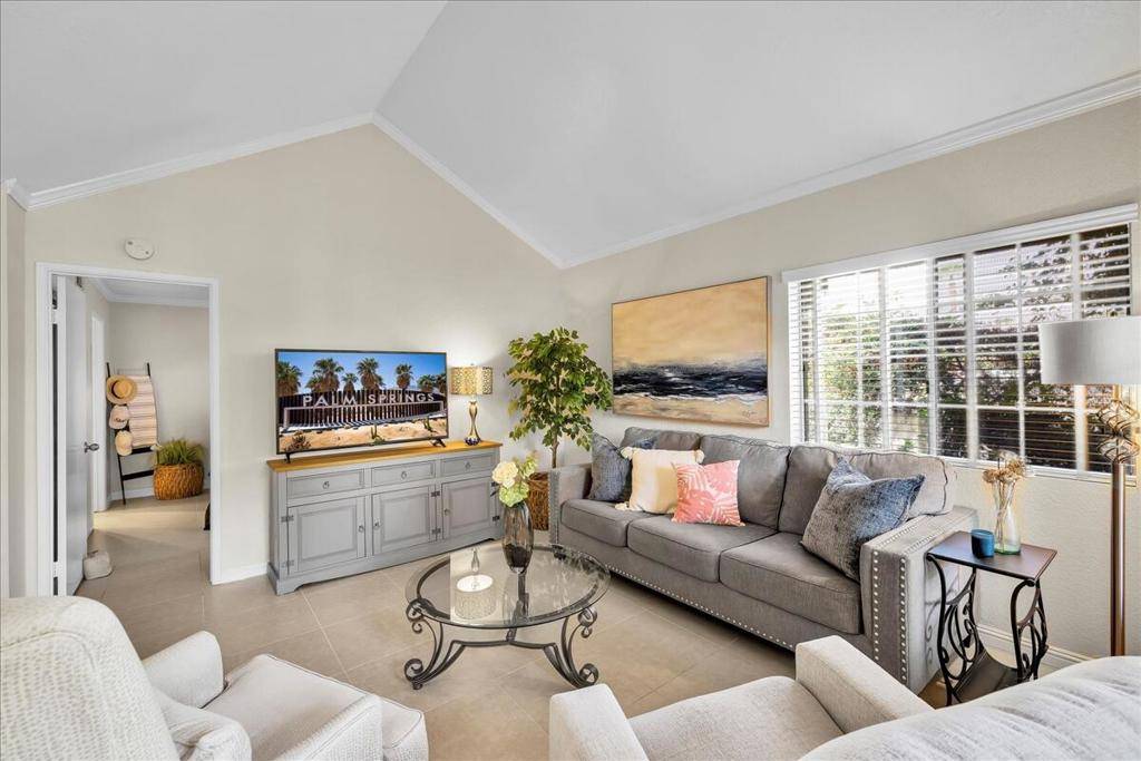 Palm Springs, CA 92264,2700 Lawrence Crossley RD #83