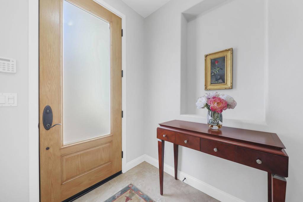 La Quinta, CA 92253,80255 Via Tesoro