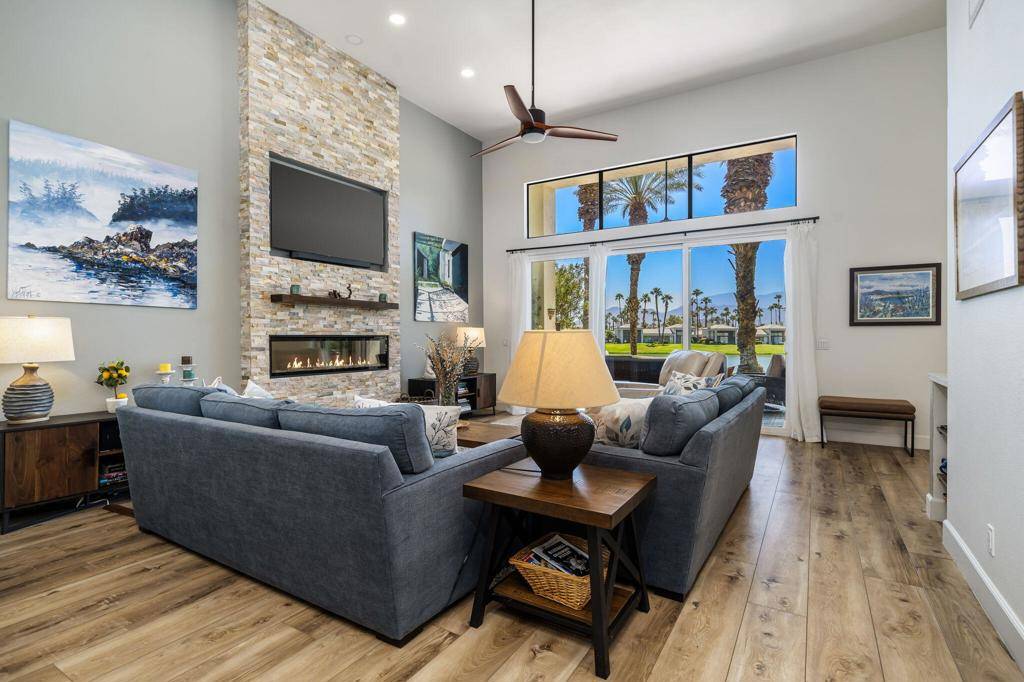 La Quinta, CA 92253,54171 Shoal CRK