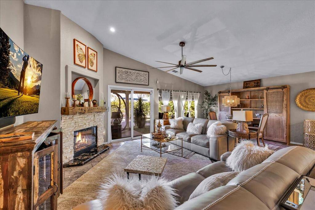 Indio, CA 92201,82570 Delano DR