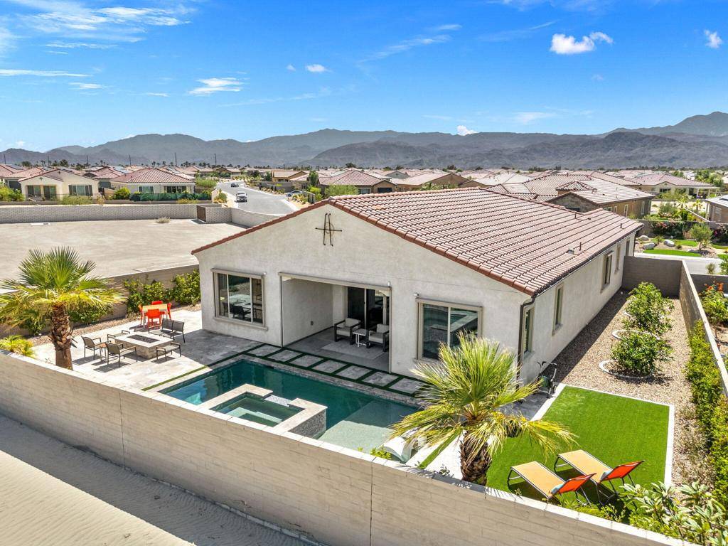 Rancho Mirage, CA 92270,88 Prosecco