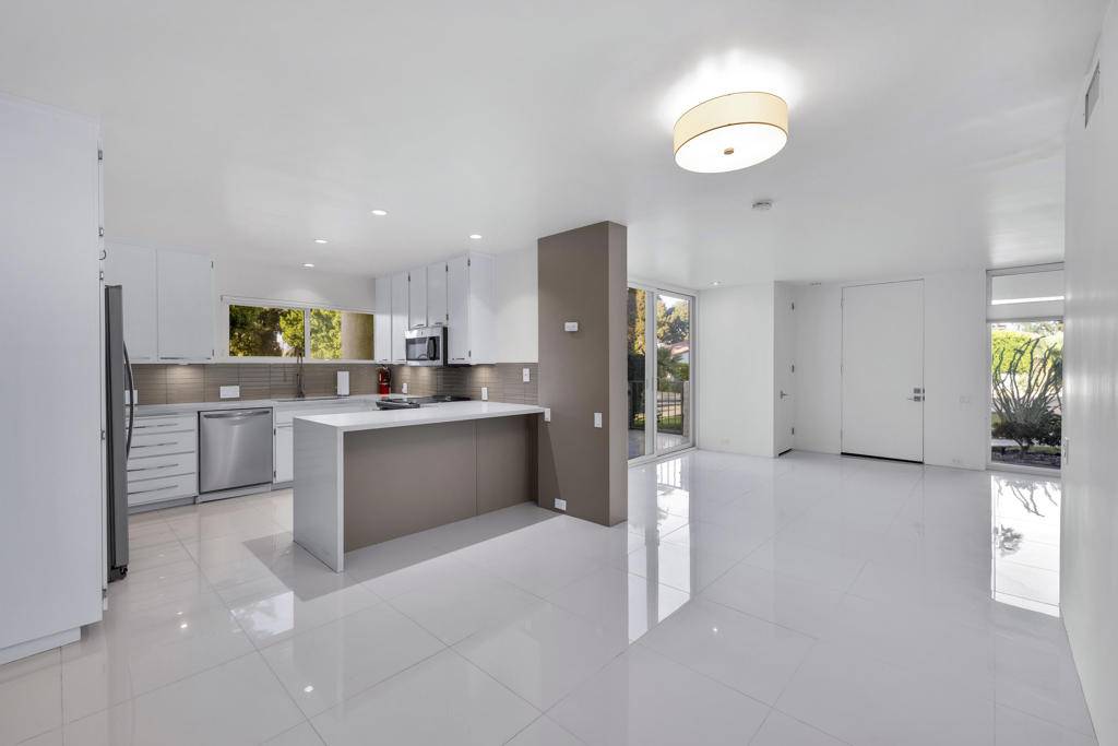 Palm Springs, CA 92262,2521 N Whitewater Club DR #A