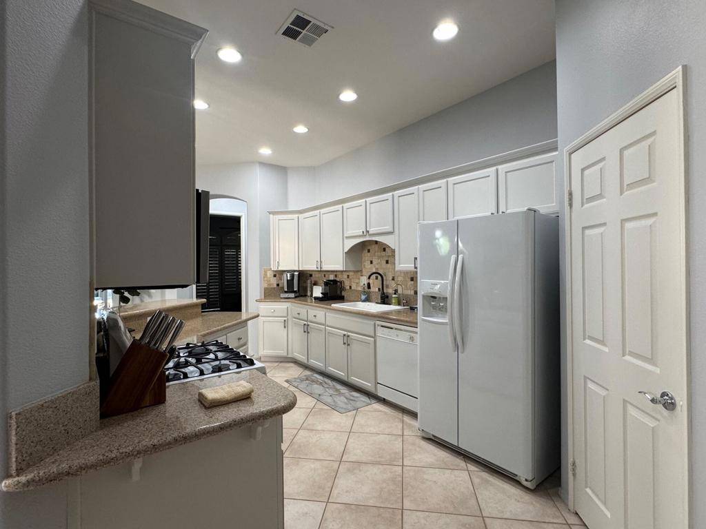 Indio, CA 92201,82652 Sky View LN