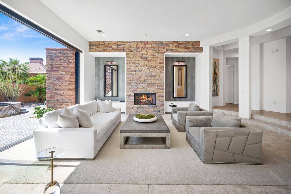 La Quinta, CA 92253,50380 Via Serenidad