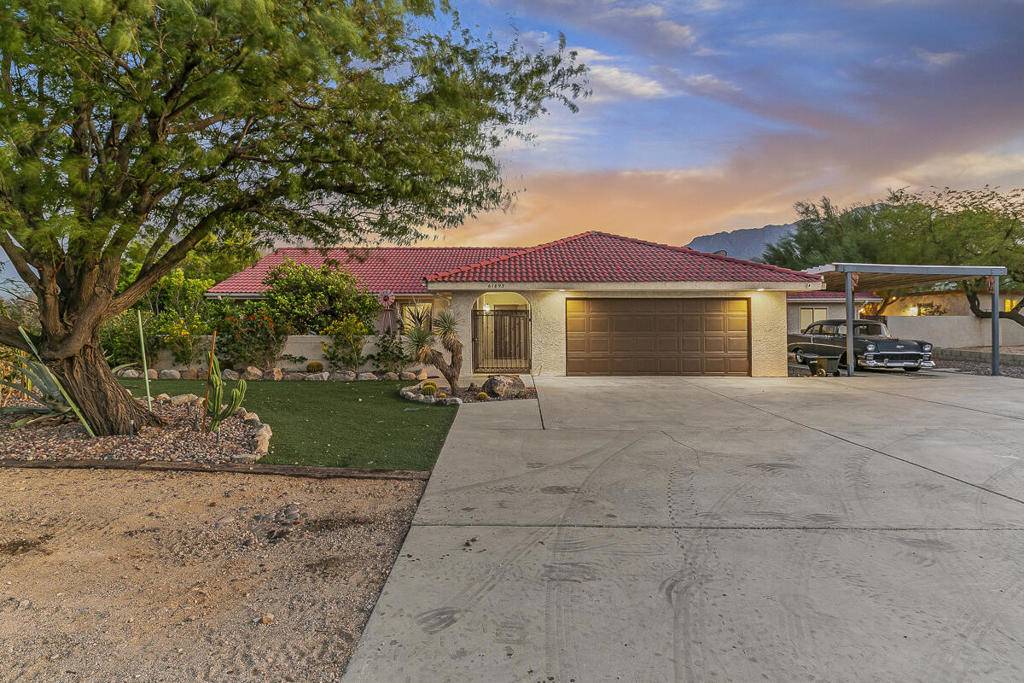 Palm Springs, CA 92258,61895 Smoke Tree RD