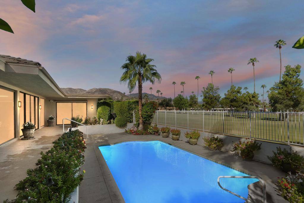 Palm Desert, CA 92260,73880 Grapevine ST