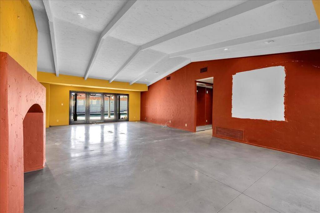 Palm Springs, CA 92262,1913 E Amado RD