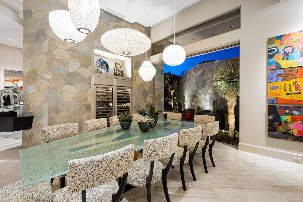 Palm Desert, CA 92260,607 Rocky Creek