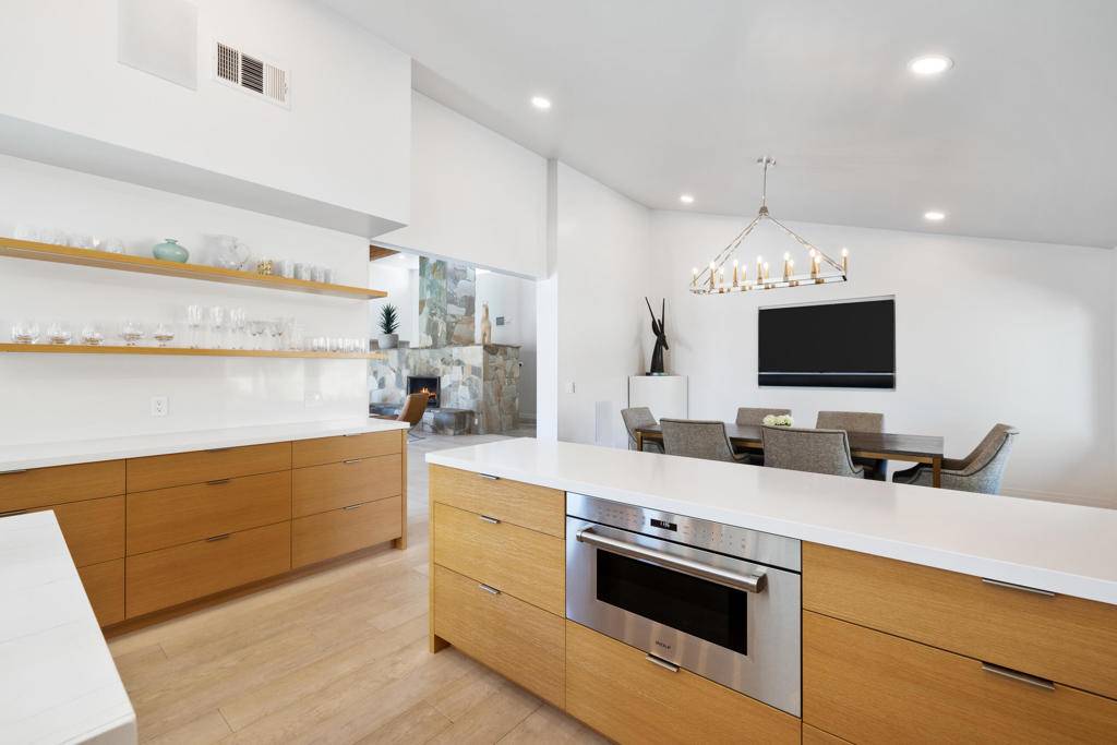 Palm Desert, CA 92260,49260 Sunrose LN