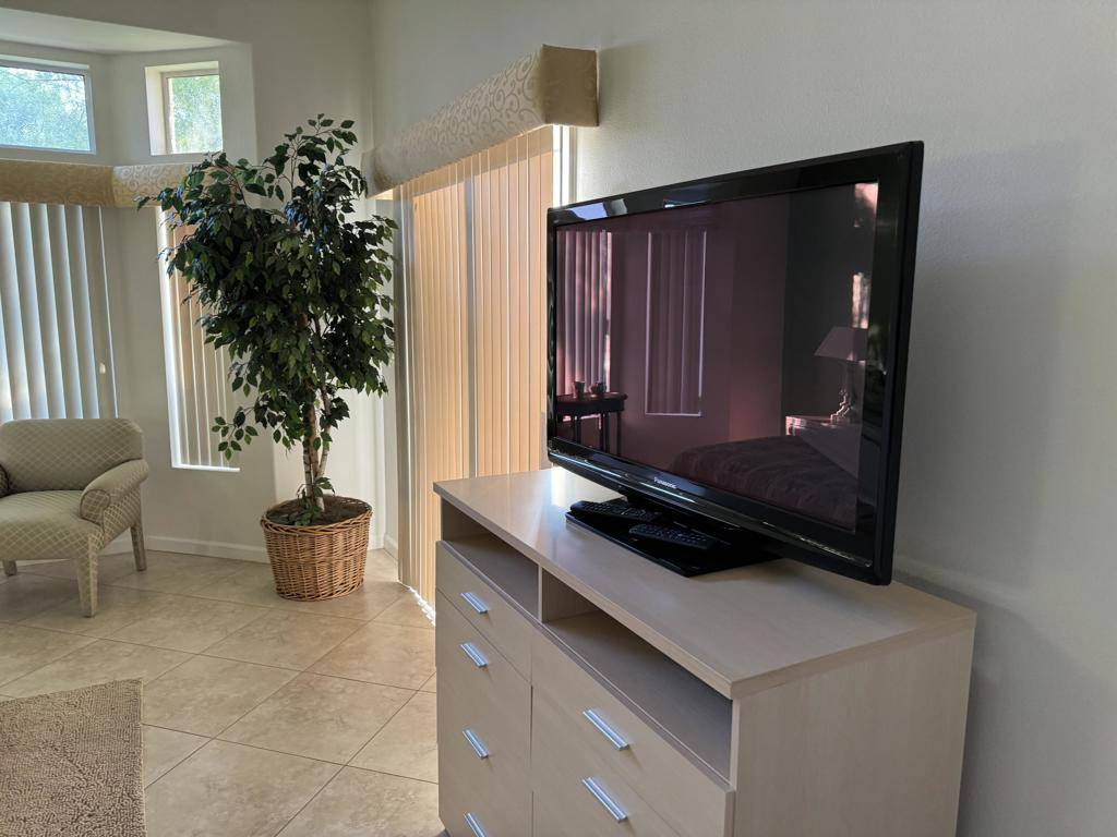 Palm Desert, CA 92211,78383 Silent DR