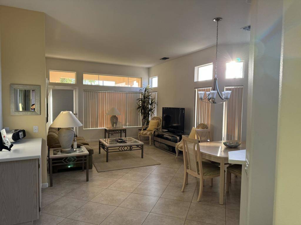 Palm Desert, CA 92211,78383 Silent DR