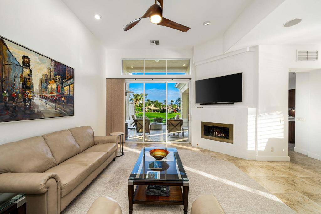 Palm Desert, CA 92211,416 Desert Holly DR