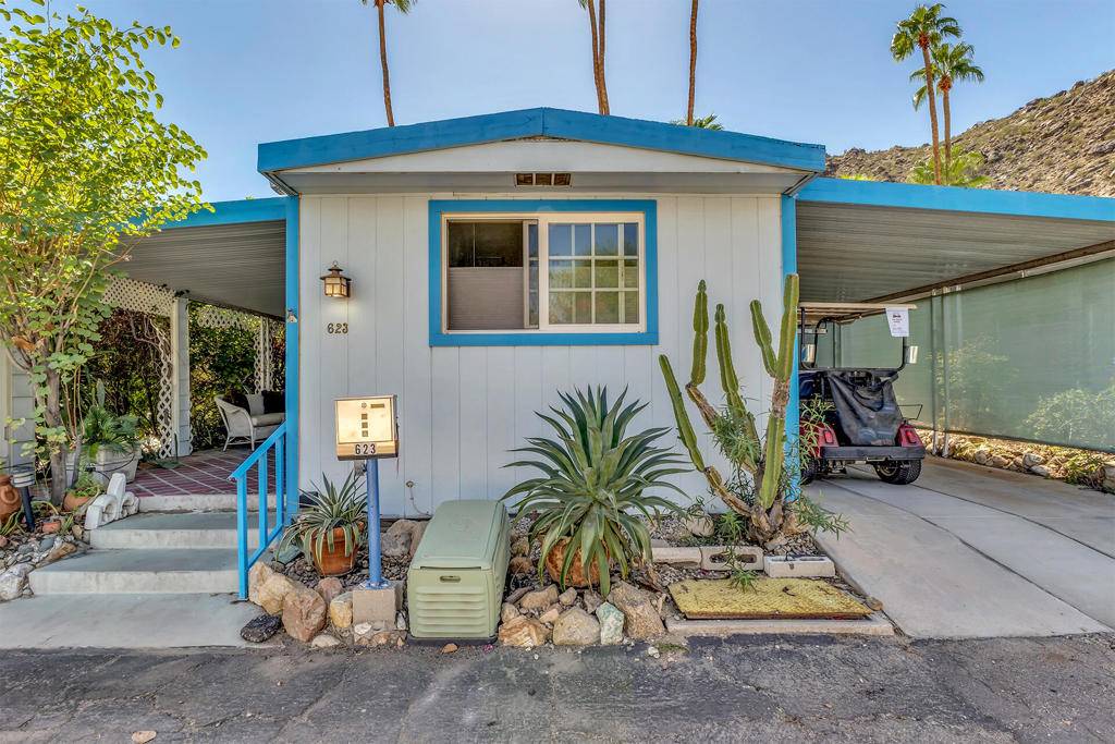 Palm Springs, CA 92264,623 Cameo DR