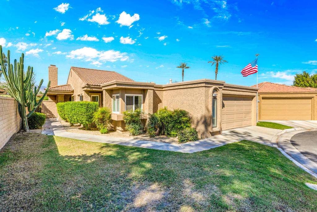 Palm Desert, CA 92260,44149 Chamonix CT