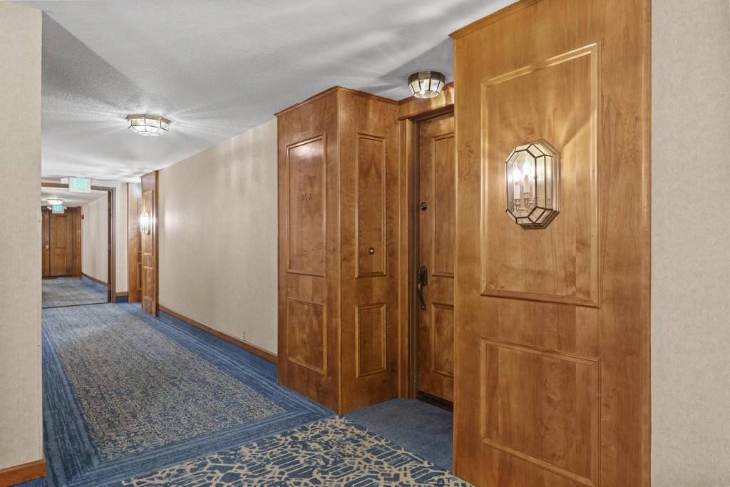 Playa Del Rey, CA 90293,8515 Falmouth AVE #303