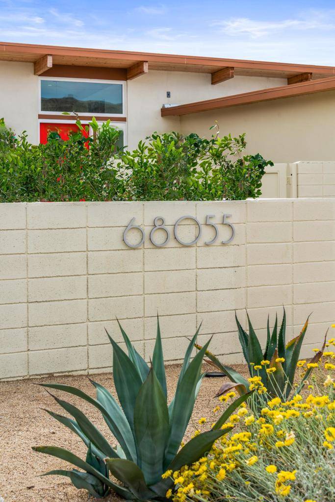 Desert Hot Springs, CA 92240,68055 Calle Cerrito
