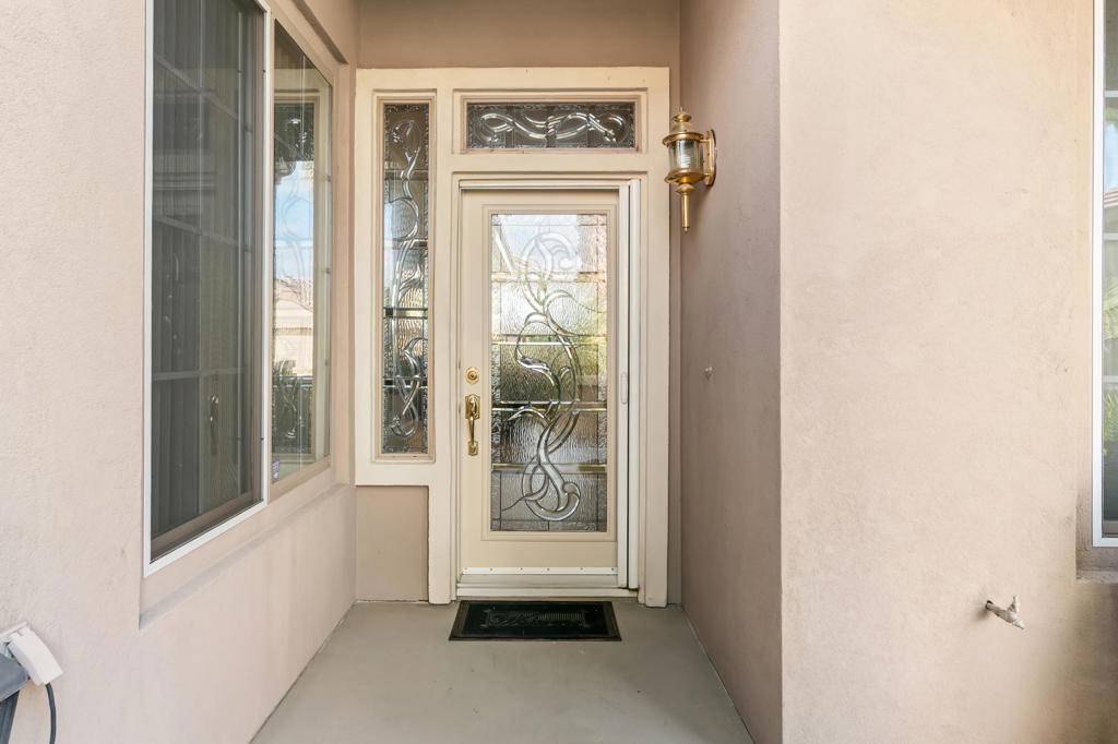 Indio, CA 92201,43774 Royal Saint George DR