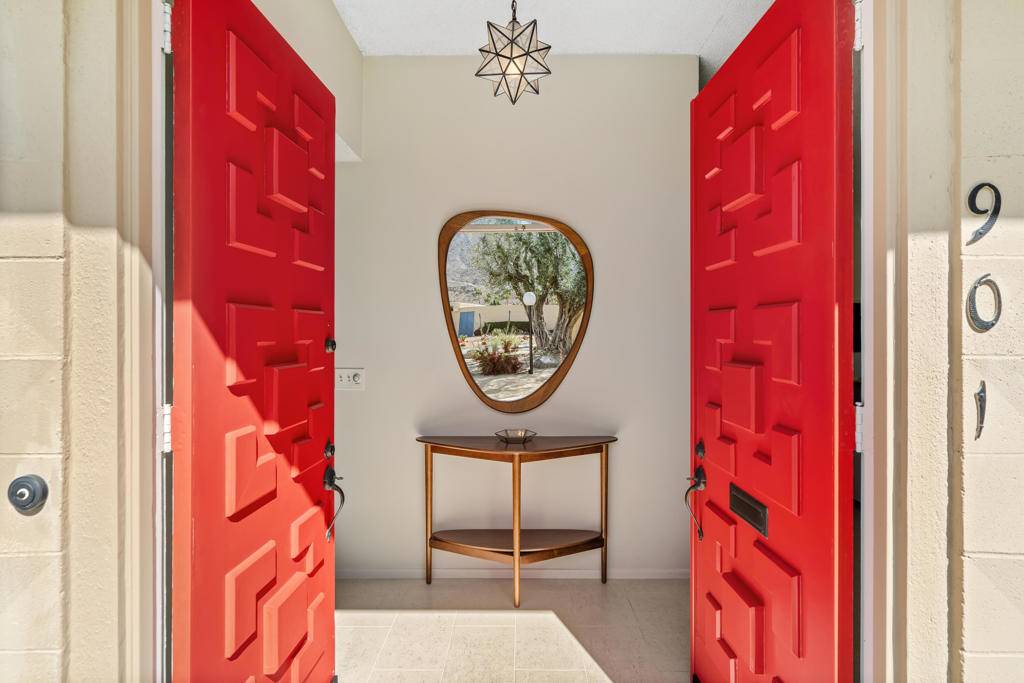 Palm Desert, CA 92260,72507 El Paseo #901