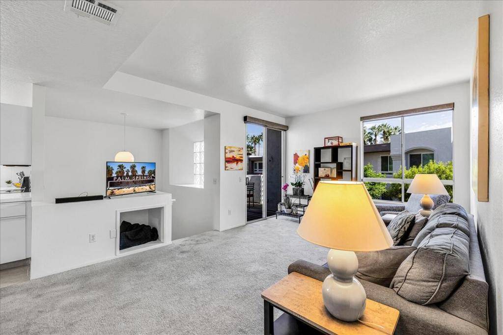 Palm Springs, CA 92262,401 S El Cielo RD #114