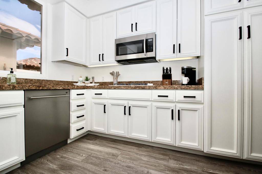 La Quinta, CA 92253,48205 Via Solana